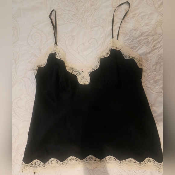Golden Hawk Tops - Silk White Lace Trim Black Camisole Top. Large